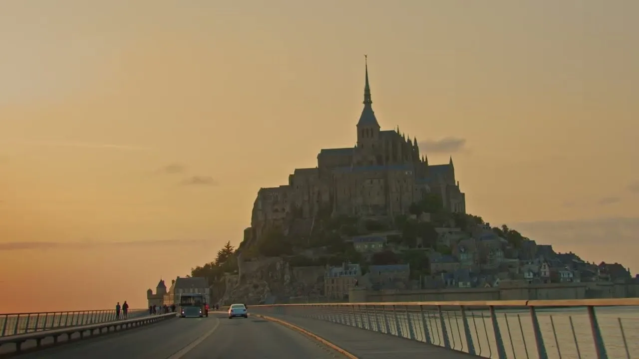 l’abbaye du mont saint michel s’illumine pour son millénaire