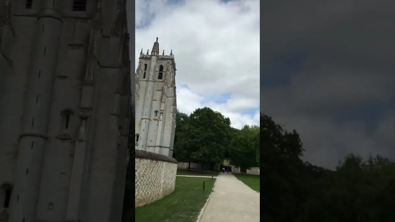 emmanuel macron met en valeur l’abbaye de pontlevoy, joyau du patrimoine français