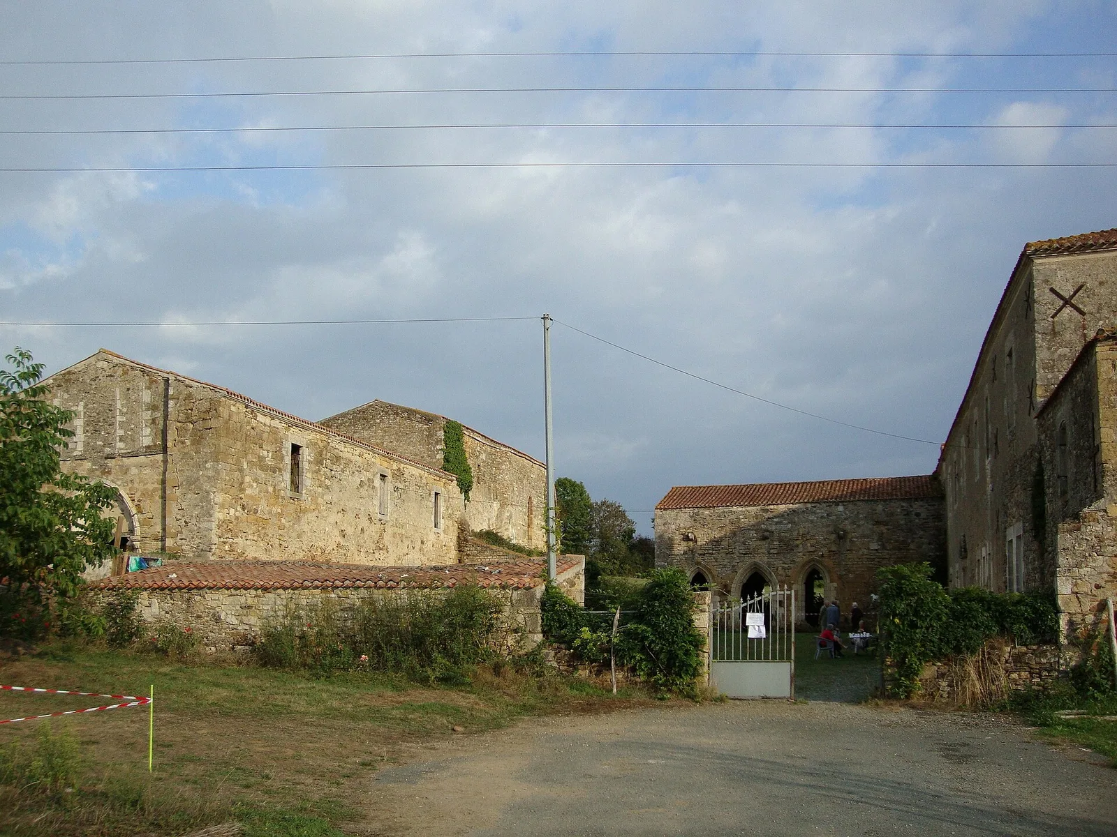 abbaye de Trizay