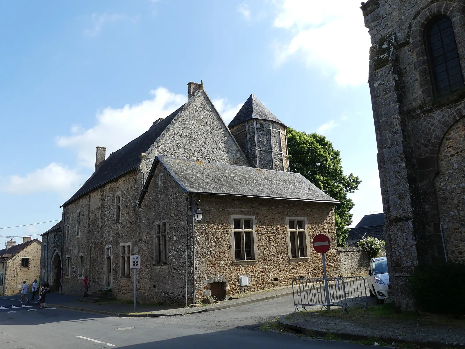 prieuré de Brûlon