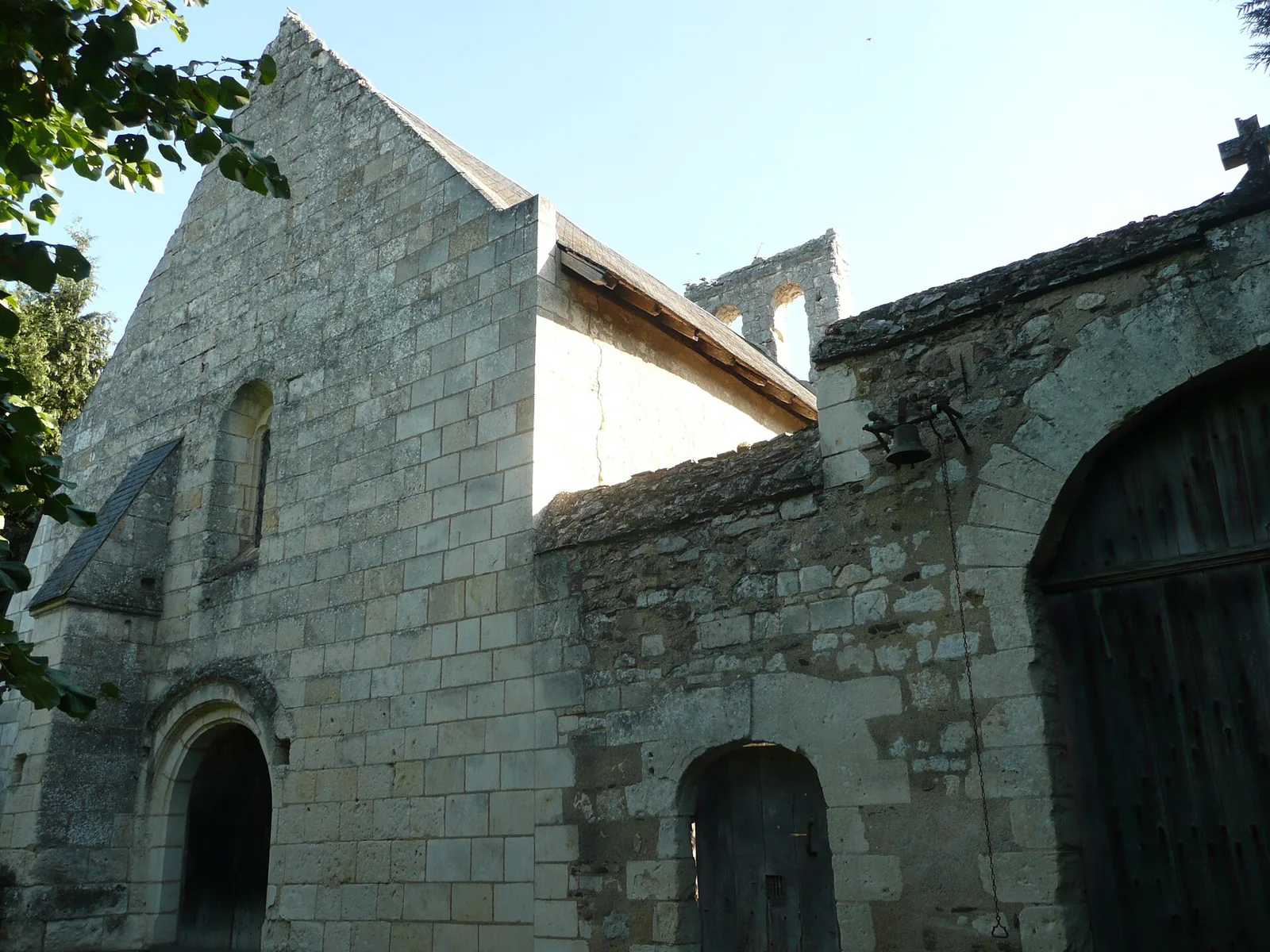 prieuré Saint-Aubin