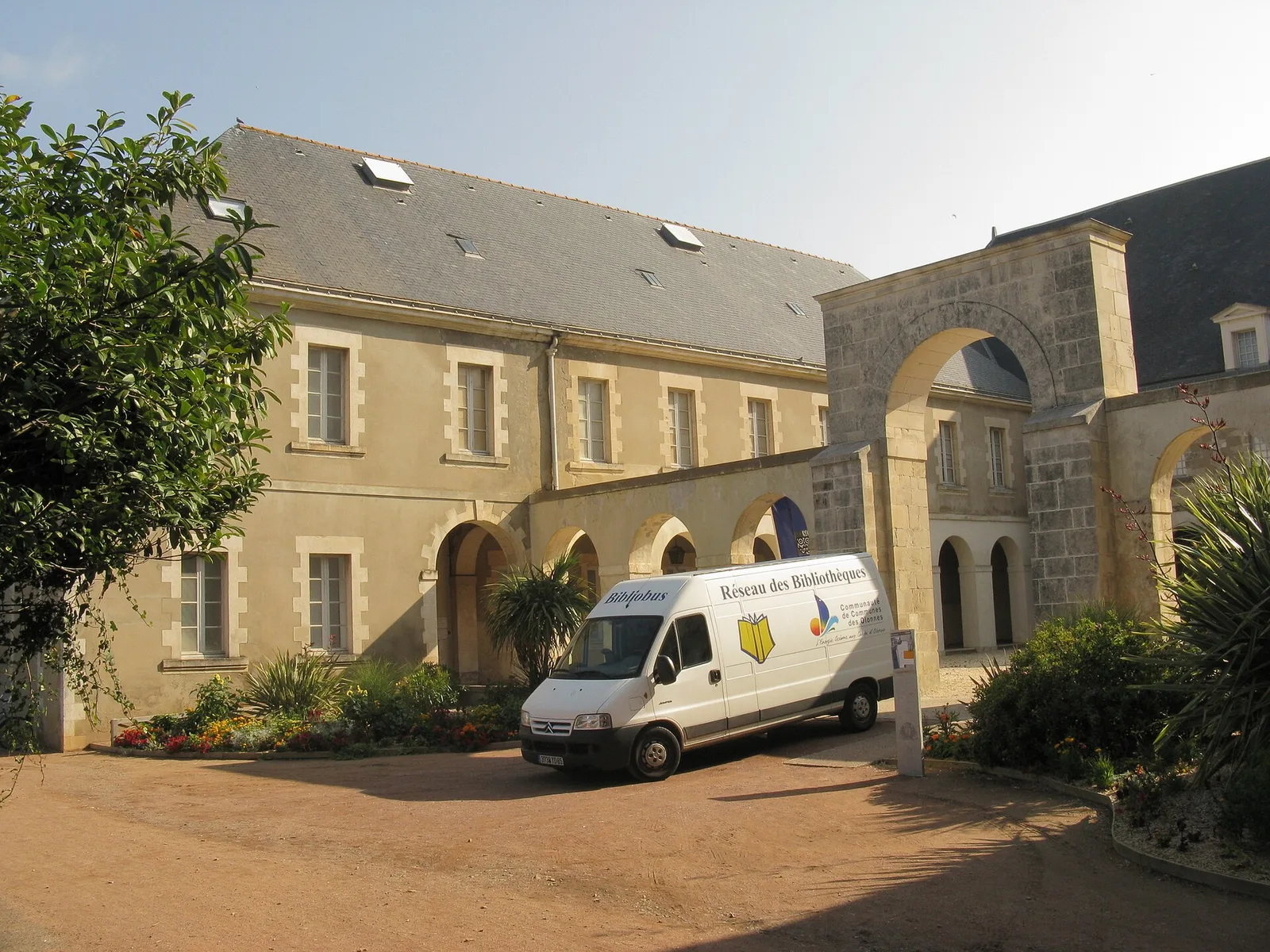 prieuré Sainte-Croix