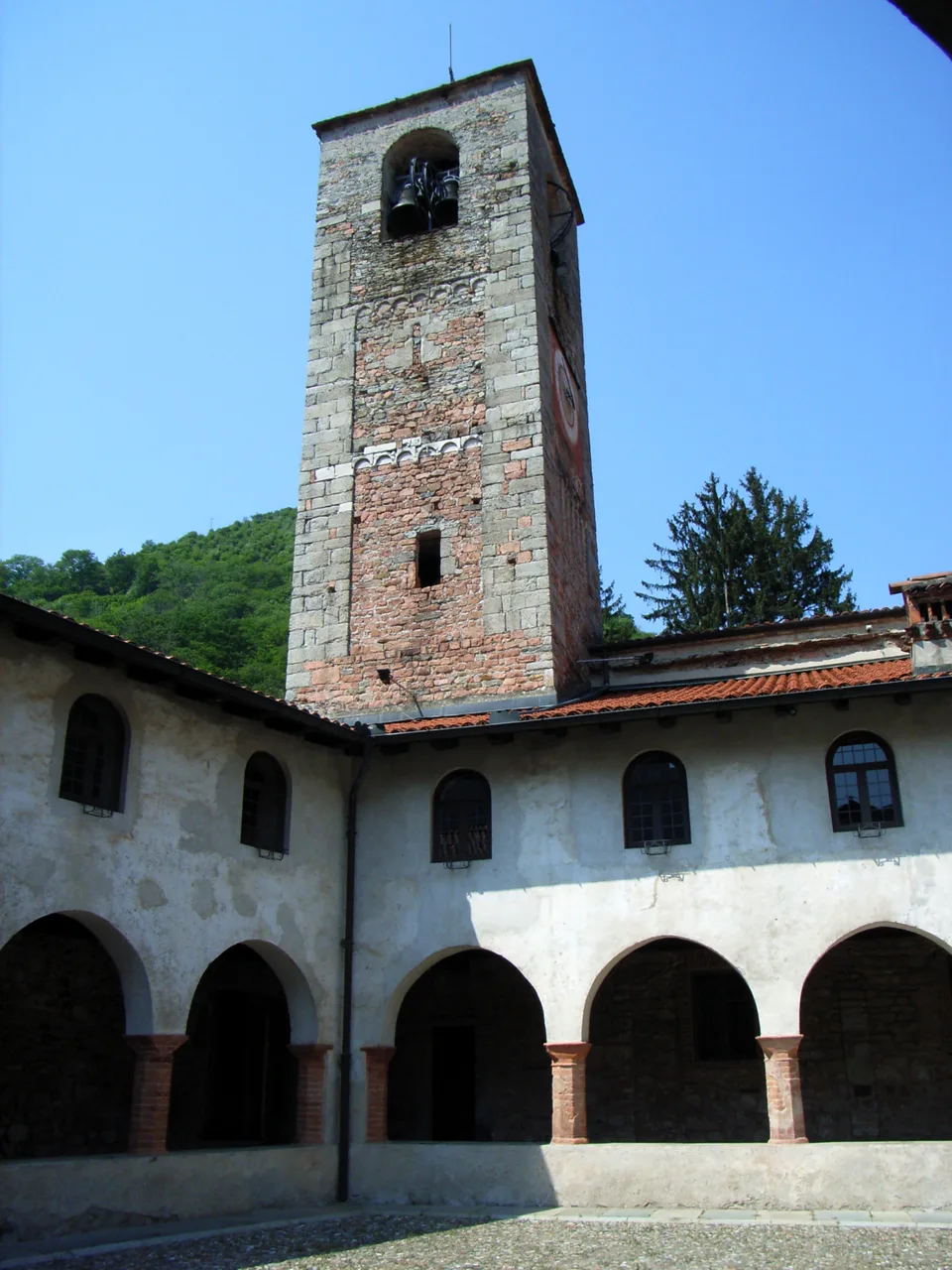 Saint Gemolus Abbey